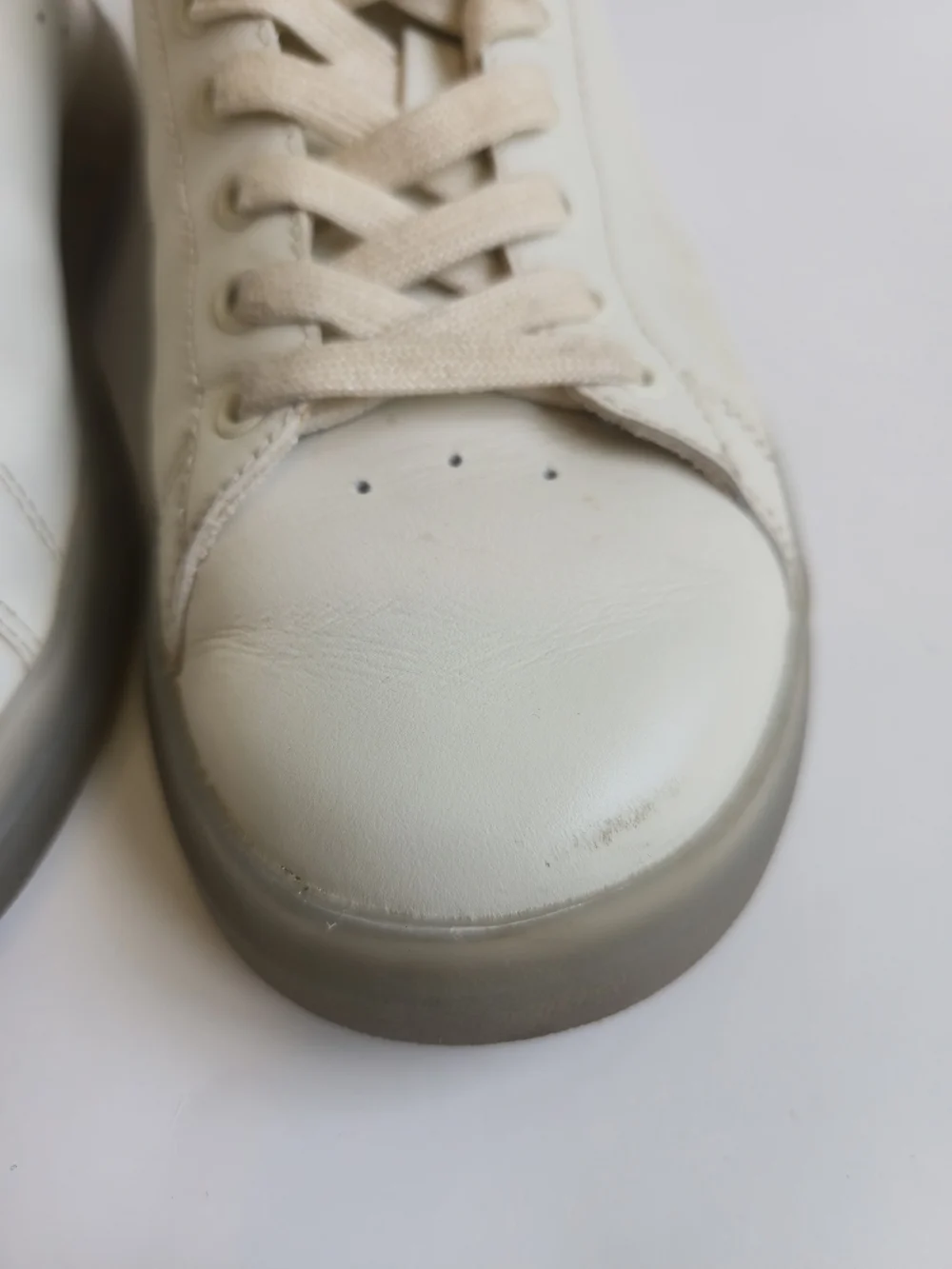 Tory Burch Howell Court Sneakers shoes women's 7 Off-white leather
